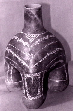 Late Haley engraved tripod water bottle from the Caddo culture.